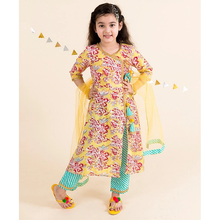 Aggregate more than 141 kurti sleeves cutting and stitching latest