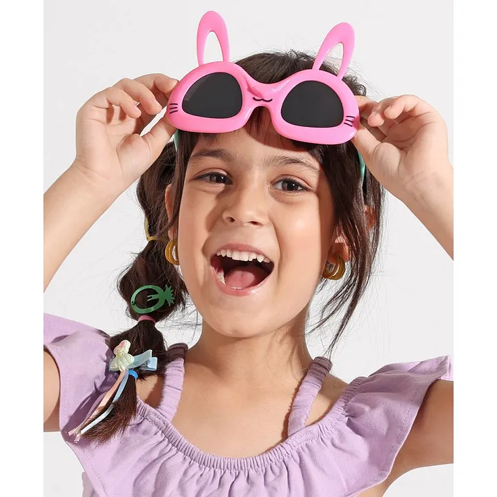 Pink cat-eye sunglasses