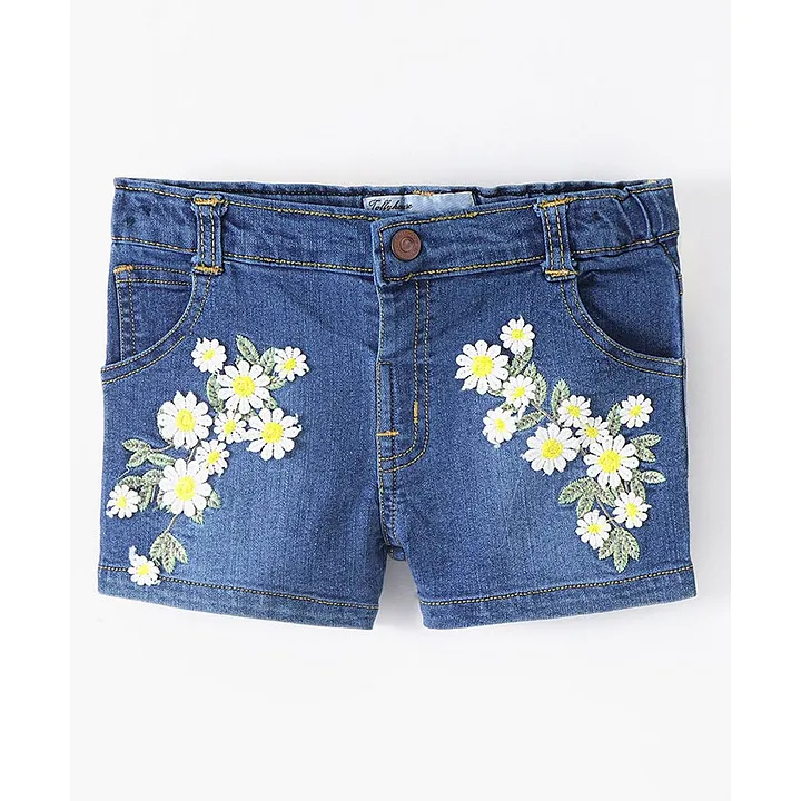 stretchable denim shorts