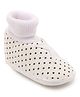 Chiu Cute All Over Star Print Booties - White