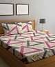 Klotthe Multicolor Geometric 300 TC Cotton Blend Fitted Double Bedsheet with 2 Pillow Covers