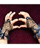 Tipy Tipy Tap Fingerless Netted Gloves - Black