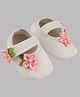Daizy Floral Designed Velcro Closure Booties - White