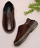 Tiny Bugs Casual Roman Sandals - Brown