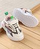 Babyoye Velcro Closure Sneaker Shoes - Pink