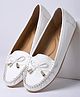 Shoetopia Bow Applique Detailed Loafers - White