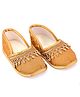Daizy Lace Embellished Floral Foil Designed Slip On Mojaris - Golden