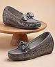 Shoetopia Bow Applique Detailed & Textured Slip On Loafers - Grey