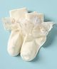 Mustang Cotton Knit Socks With Lace & Floral Applique - Offwhite