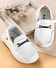Cute Walk by Babyhug Solid Color Loafers with 3D Applique - White
