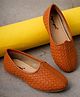 boyz n galz Textured Mojaris - Tan