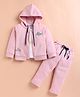 KIDZELLO Cotton Knit Full Sleeves Original Text Patch Detailed Hooded Jacket With Pant & Tee Set - Peach