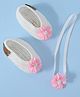 Funkrafts Floral Applique Detailed Booties With Headband - White & Pink