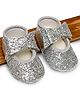 Daizy Bow Applique Detailed & Glittered Booties - Silver