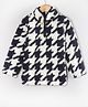 Hugsntugs Fur Knit Full Sleeves Houndstooth Designed Light Winter Jacket - Black & White