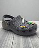 TRV Vehicle & Coconut Tree Applique Detailed Perforated Slingback Clogs - Black