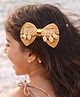Little Tresses Bow Applique Detailed Cowrie Shells Embellished Hair Clip - Brown & White