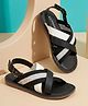 LIL PITAARA Colour Blocked Buckle Closure Sandals - Black