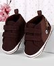 Cute Walk by Babyhug Velcro Closure Solid Booties - Brown