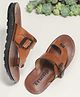 Trump Buckle Detailed Sandals -Tan