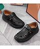 SHOES FOR JUNIORS Textured Velcro Closure Sandals - Black