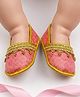 Daizy Mojari Embellished With Lace And Beads - Peach