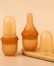 NEGOCIO Silicone Medicine Dispenser Variable Flow Handle Baby Safe Bisphenol-Free Squeeze Bottle For Kids - PACK OF 1 - COLOR MAY VARY