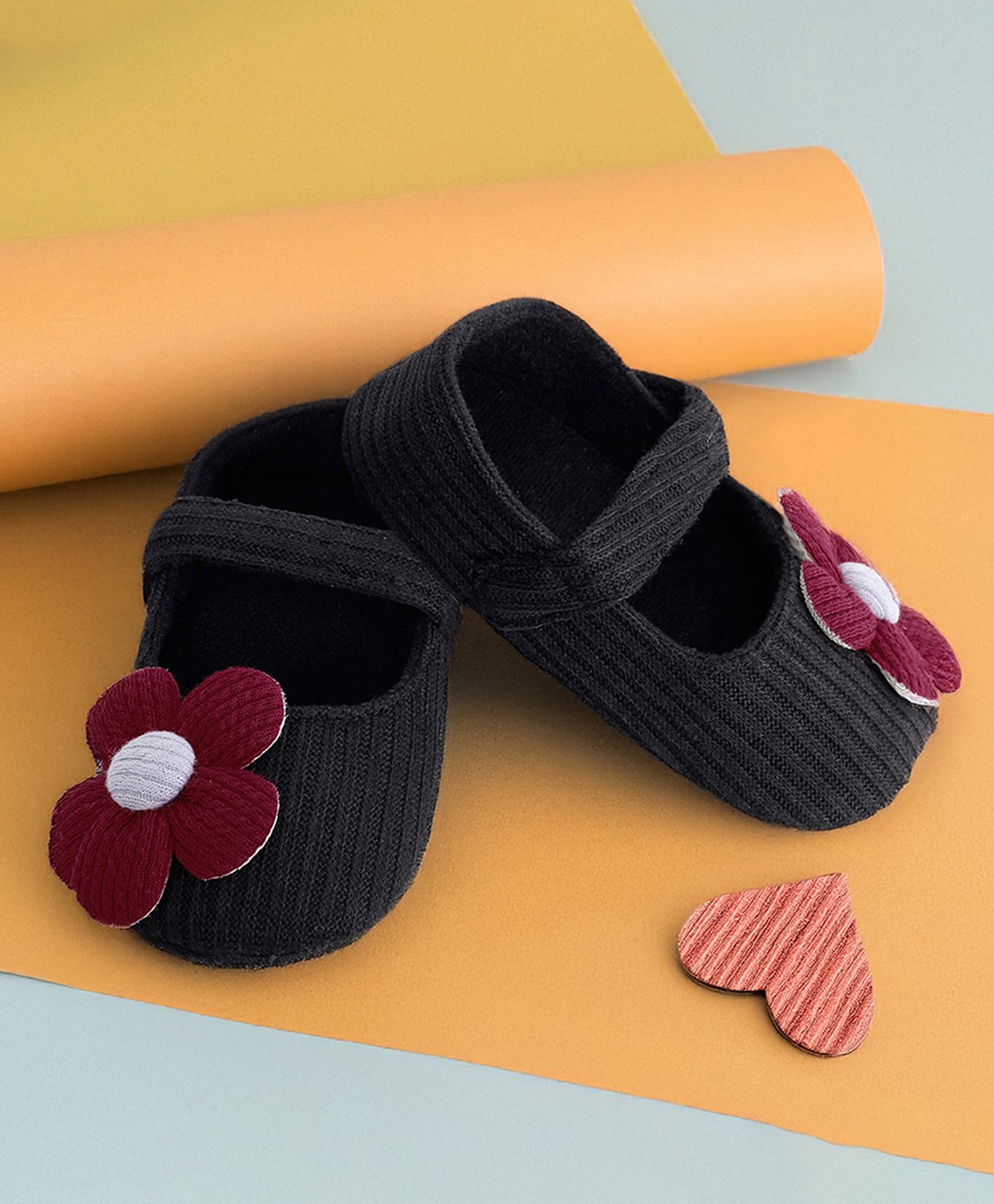 Baby Moo Floral Applique Booties - Black Red-picture-41
