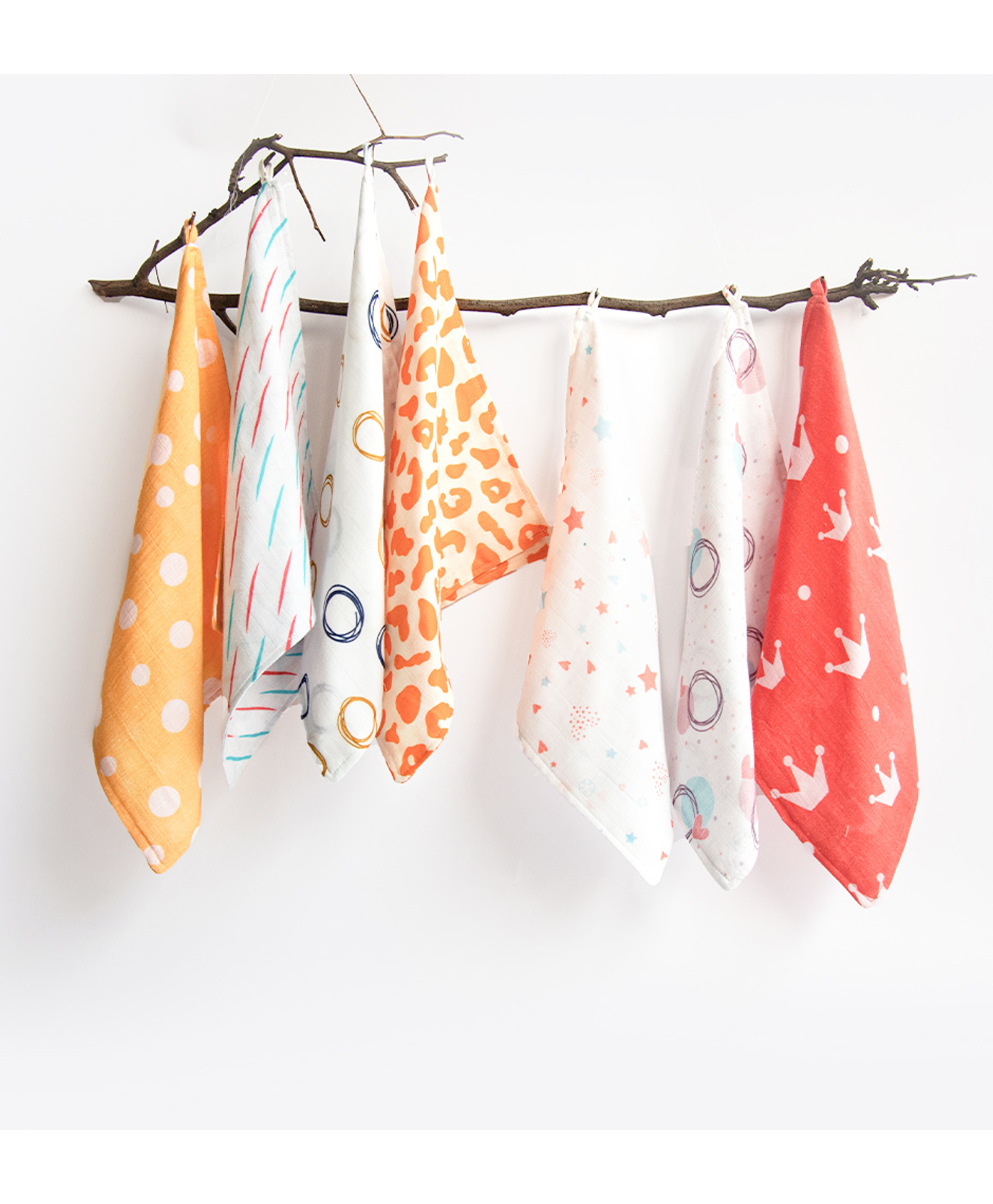 Yellow Doodle doodle Love Printed Organic Cotton Muslin Wipes Pack Of 7 - Multicolour-image-26