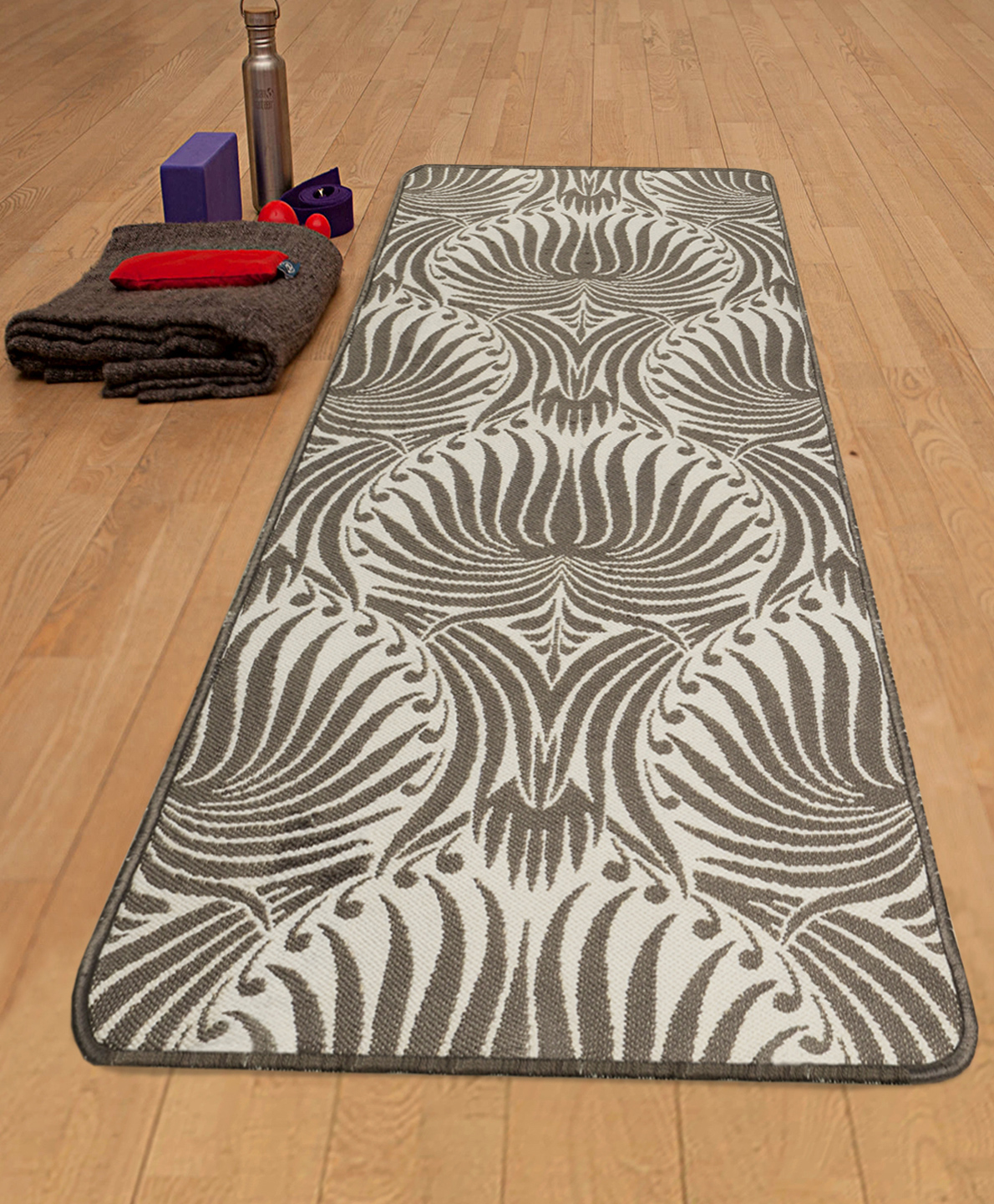 Saral Home Anti Skid Cotton Yoga Exercise Rugs - Grey-picture-14