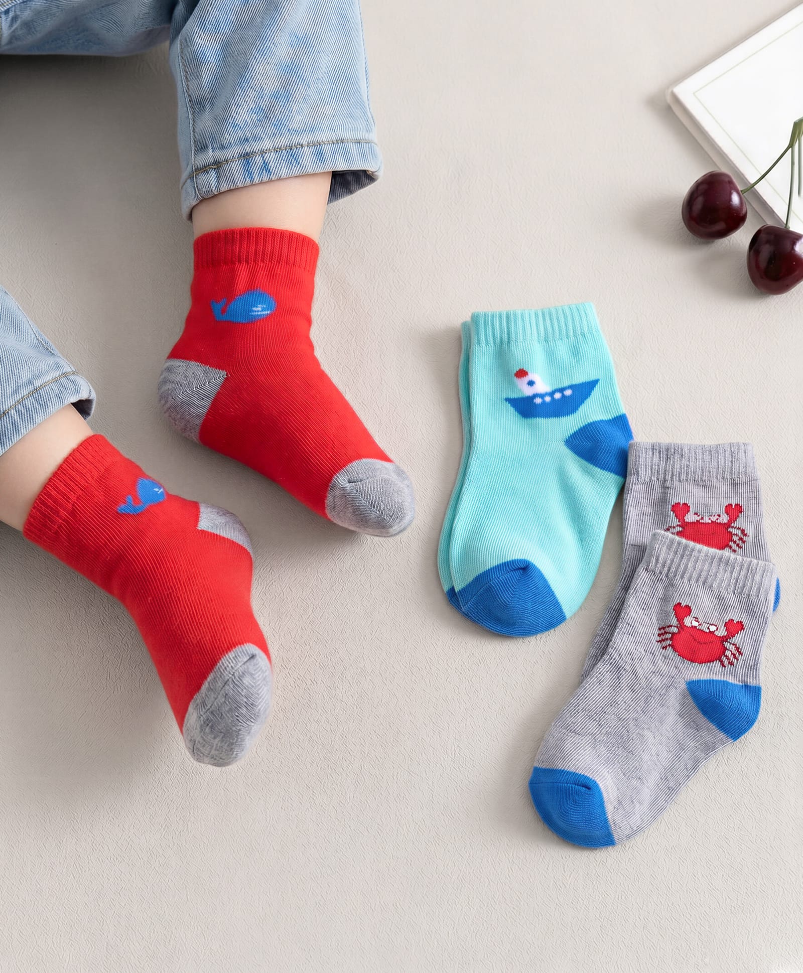 Cute Walk by Babyhug Ankle Length Anti Bacterial Socks Printed Pack of 3 - Multicolour-image-21