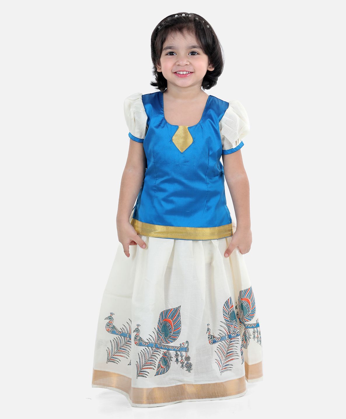 Buy BownBee Half Sleeves Peacock Feather And Flute Print Pattu Pavadai  Choli And Lehenga - Blue And White for Girls (8-9 Years) Online in India,  Shop at  - 10505985
