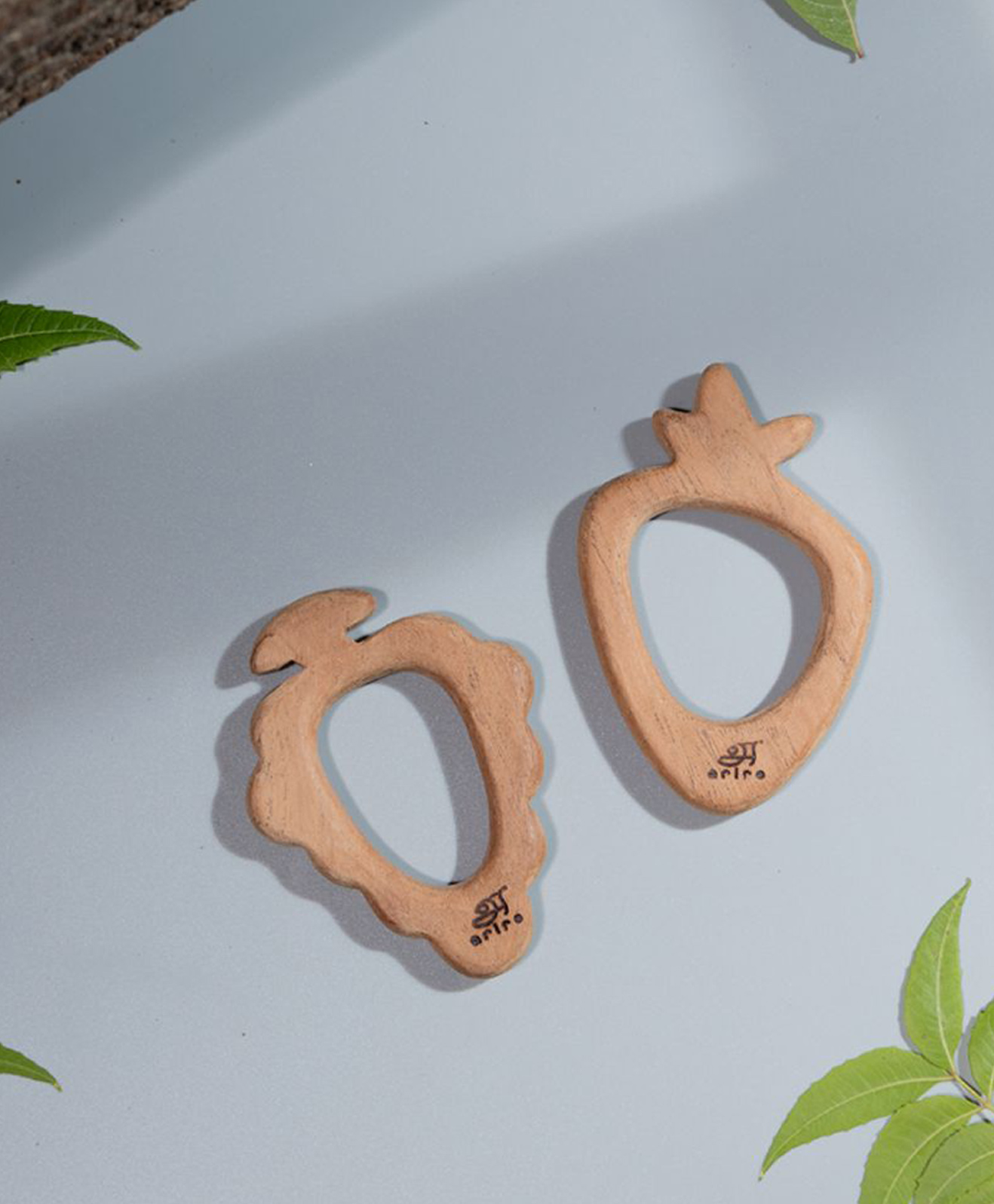 Ariro Organic Non Toxic Grape & Carrot Neem Wood Teethers Pack of 2 - Brown-picture-13