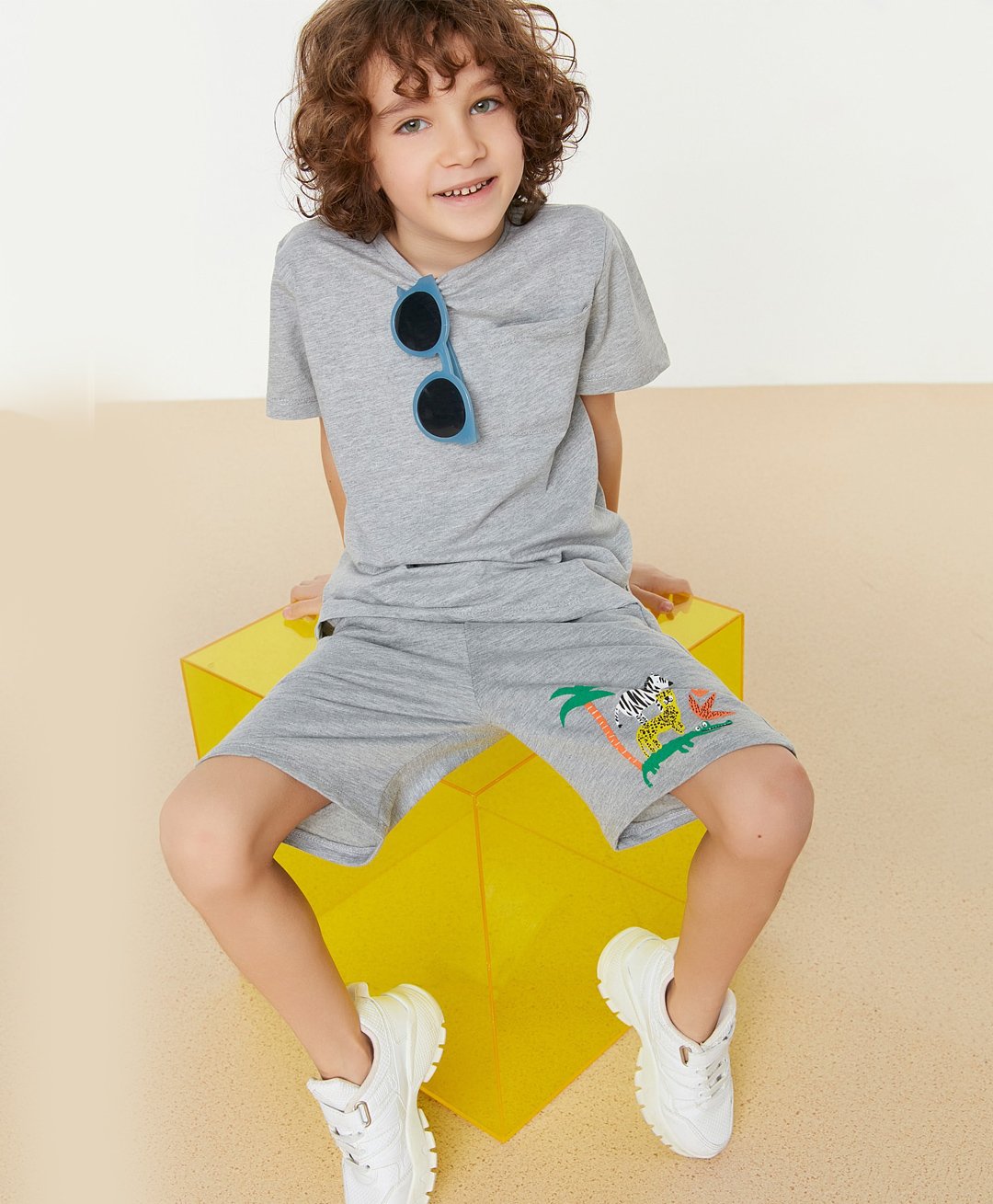 trendyol Solid  Knee Length Shorts - Grey-picture-13