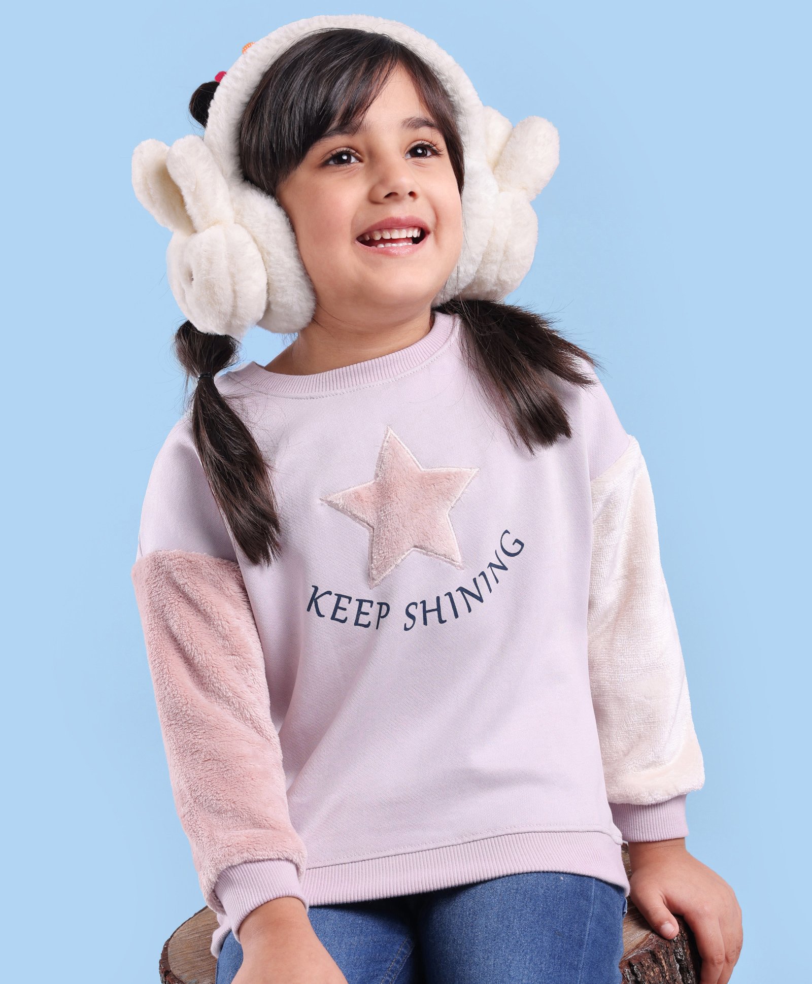 Babyoye Cotton Blend Brushed Fleece Full Sleeves Sweatshirt with Star Applique - Light Purple-image-6