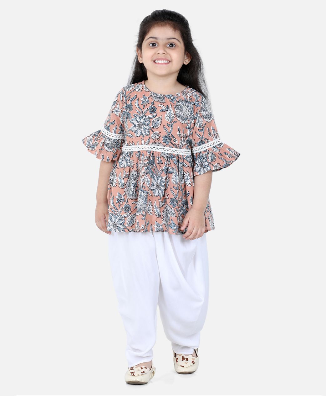 Aww Hunnie Three Fourth Sleeves Floral Print Kurti With Dhoti - Peach White-picture-22