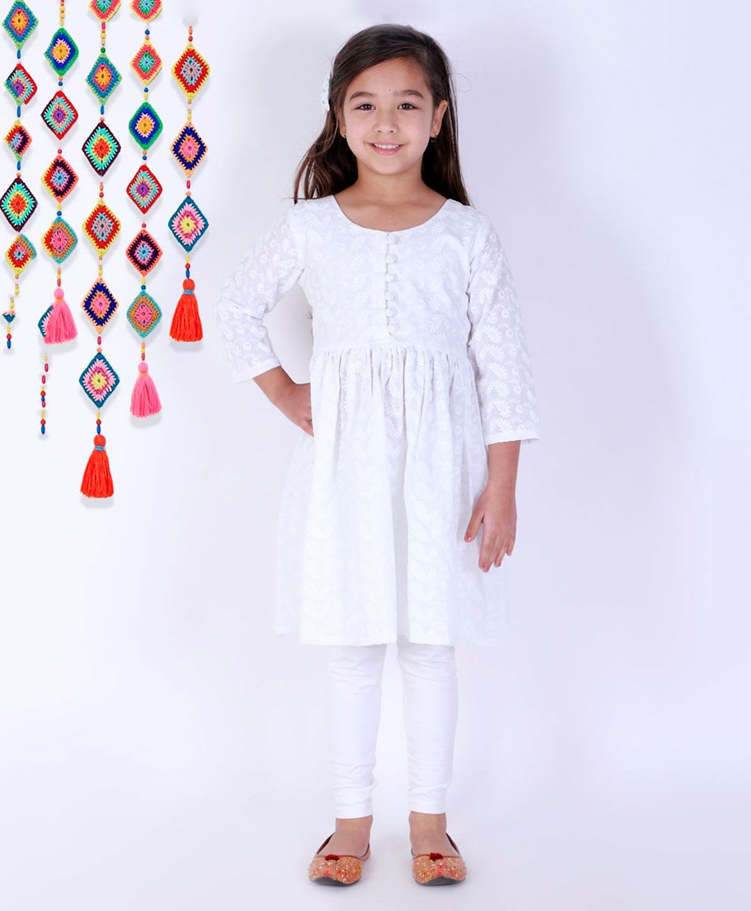 Vastramay Three Fourth Sleeves Chikankari Frill Kurta With Leggings - White-picture-16