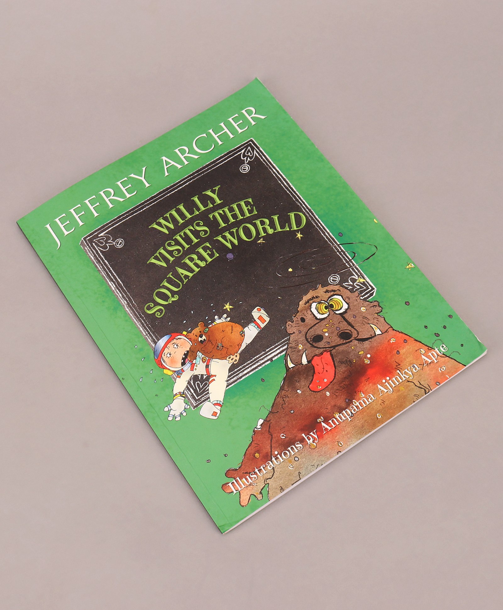 pan macmillan By Royal Appointment Picture Story Book by Jeffrey Archer - English-picture-10