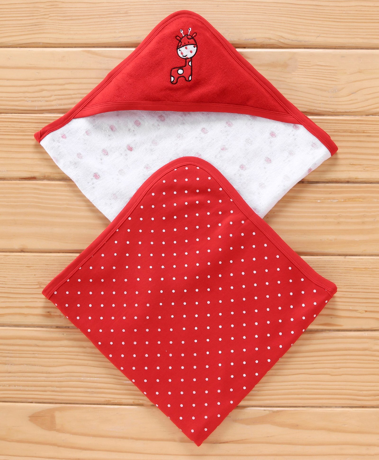 Buy Babyhug Knit Terry Towels And Cartoon Print Pack Of 2 - Red for Both  (0-24 Months) Online in India, Shop at  - 11647139