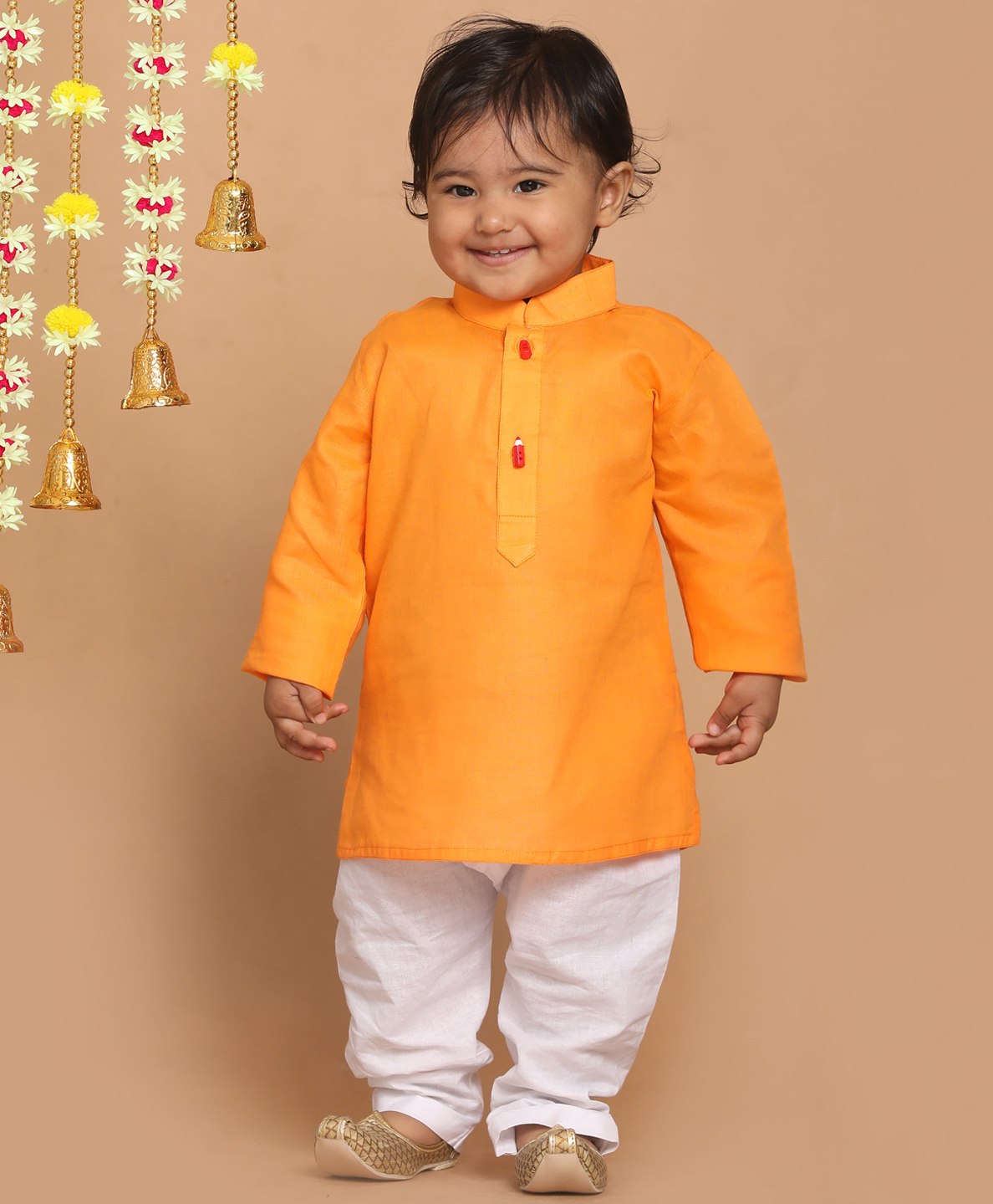 Vastramay Full Sleeves Solid Button Detailed Kurta With Pyjama - Orange & White-image-28