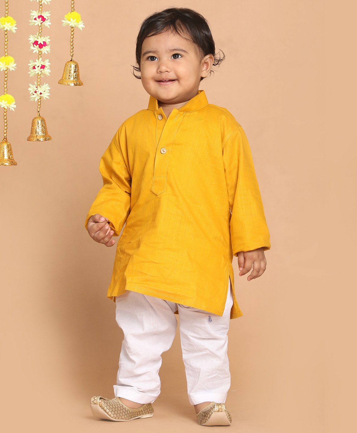 Vastramay Full Sleeves Solid Kurta With Pyjama - Mustard Yellow & White-image-10