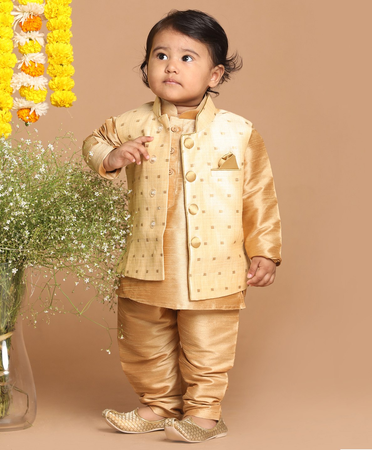 Vastramay Sleeveless Squares Embroidered Detail Nehru Jacket - Golden-picture-29