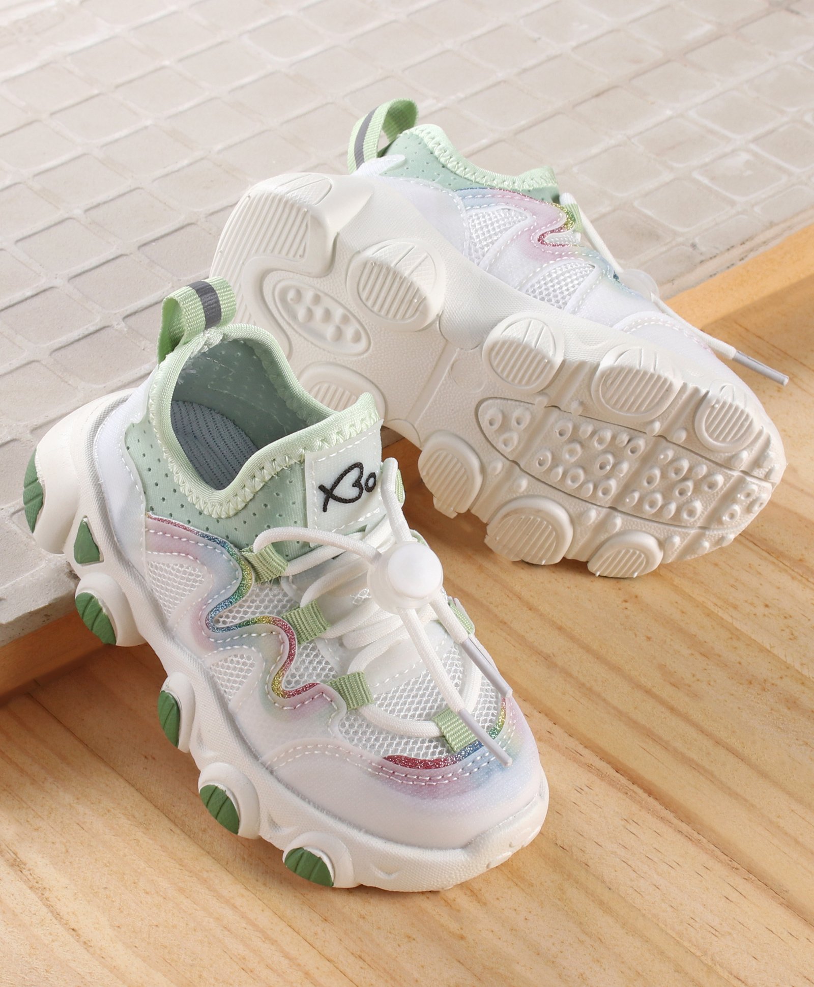 Babyoye Sports Shoes With Lace Closure - White Green