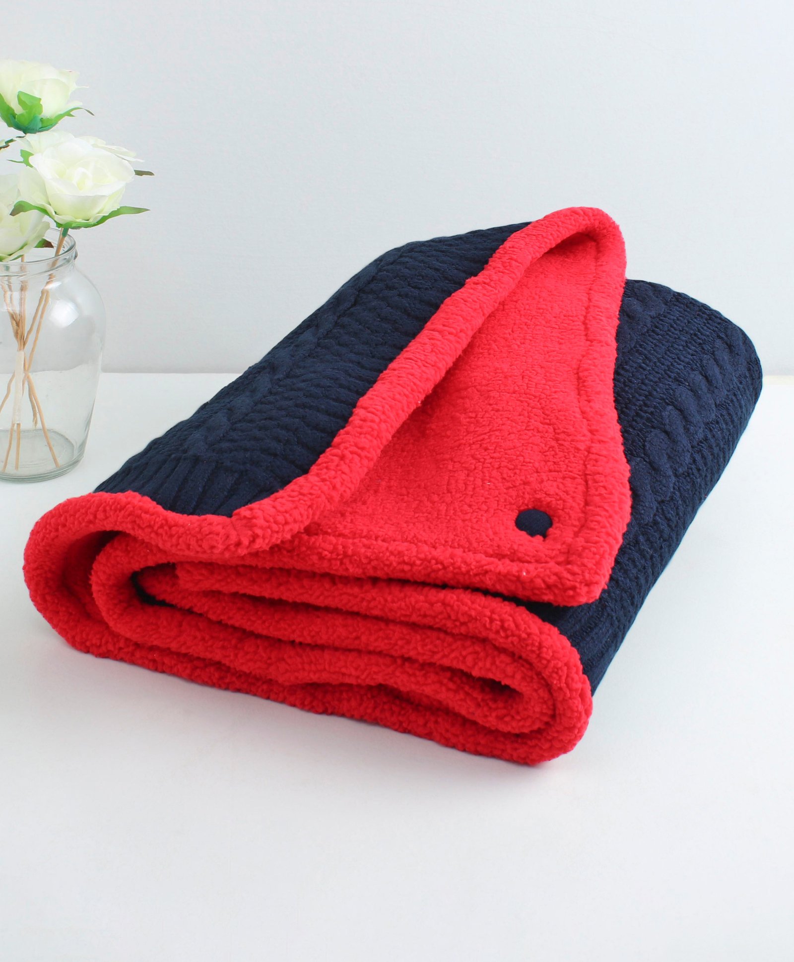 Yellow Apple Cable Fur Blanket - Navy Blue-image-40