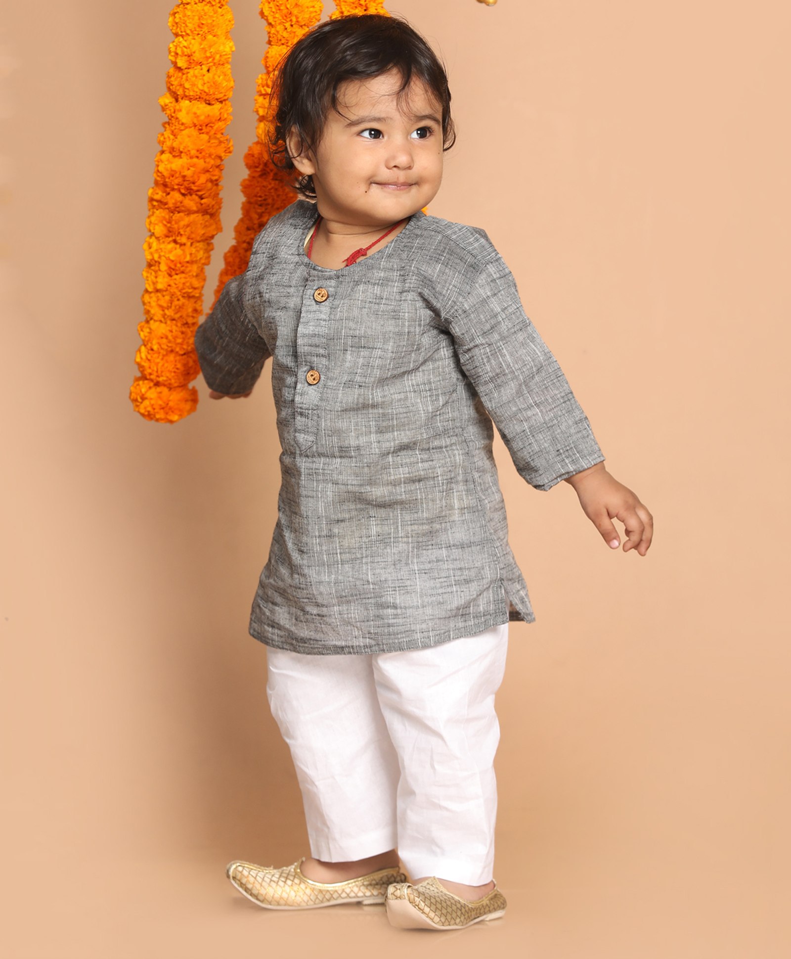 Vastramay Full Sleeves Front Button Closure Solid Kurta & Pajama Set - Grey-image-24