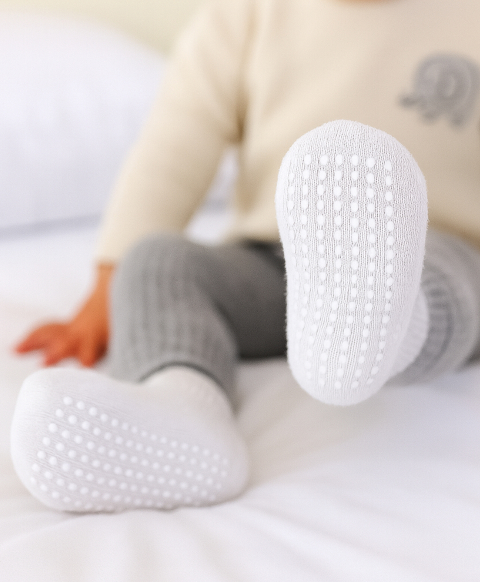 AHC Baby Breathable Anti Slip Ankle Length Kids Socks - White-image-2