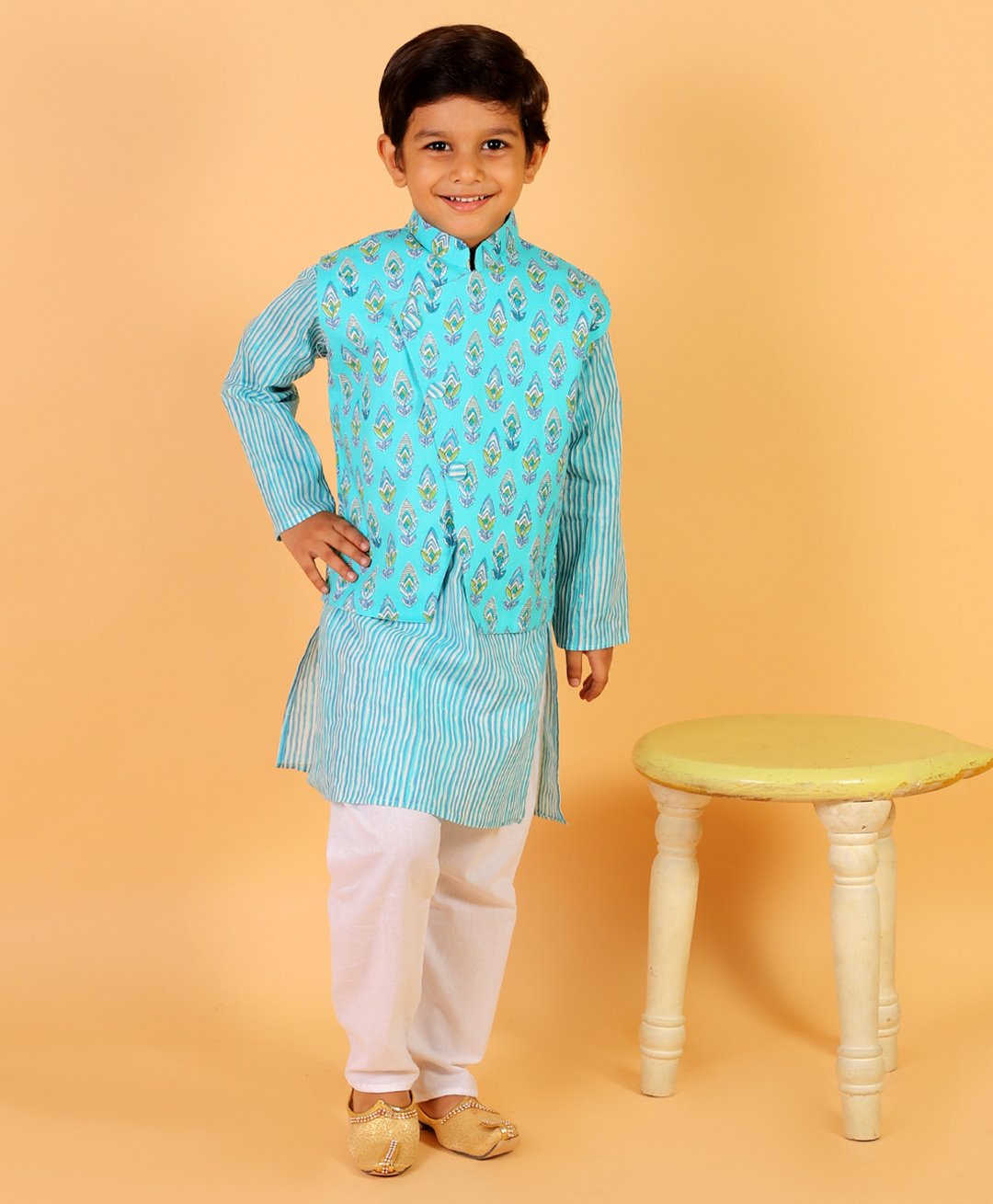 The Mom Store Full Sleeves Striped Kurta & Pajama With Block Motif Printed Jacket Set - Aster Blue-picture-35