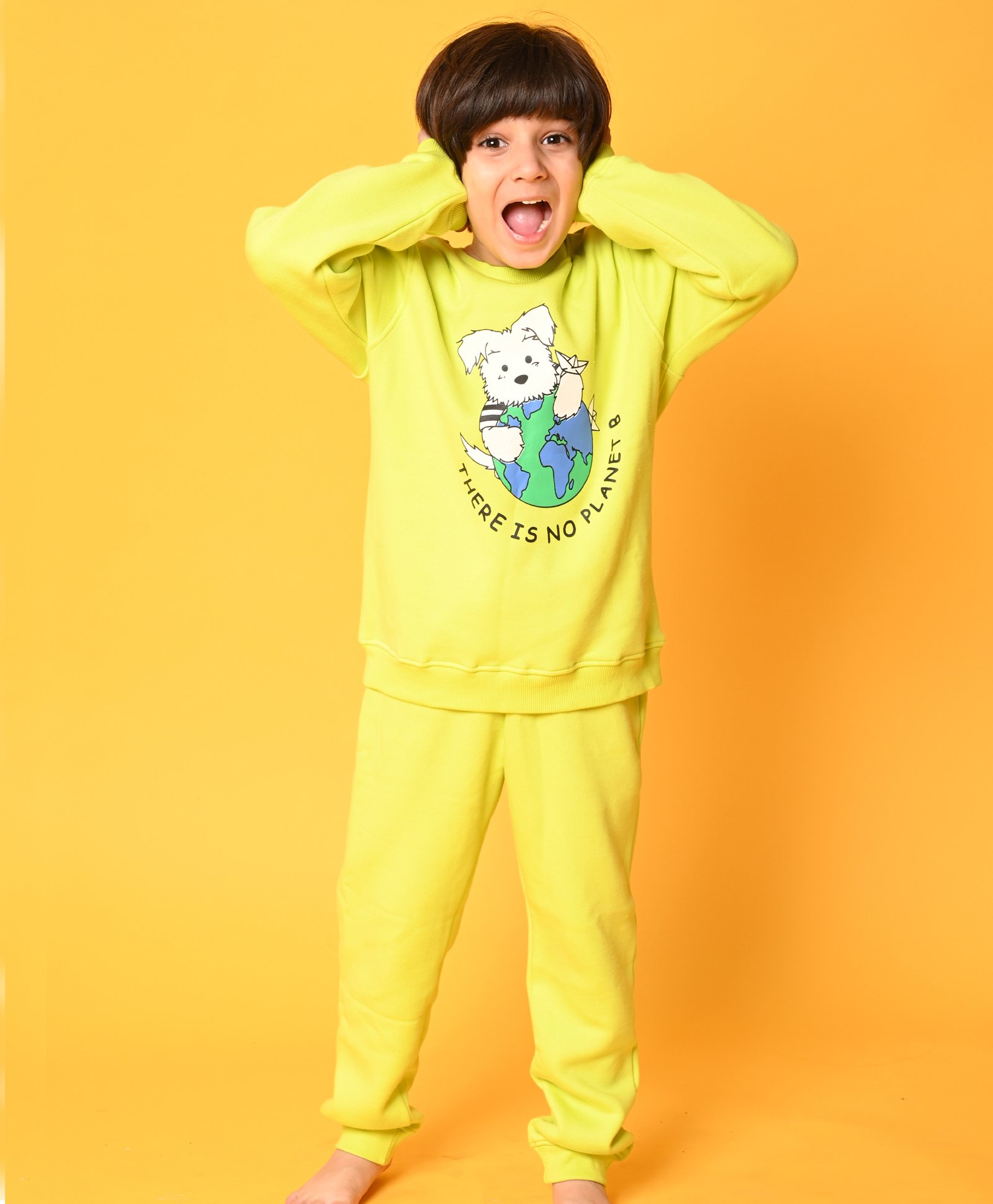 Anthrilo Full Sleeves Planet B Print Fleece Sweatshirt With Jogger - Green