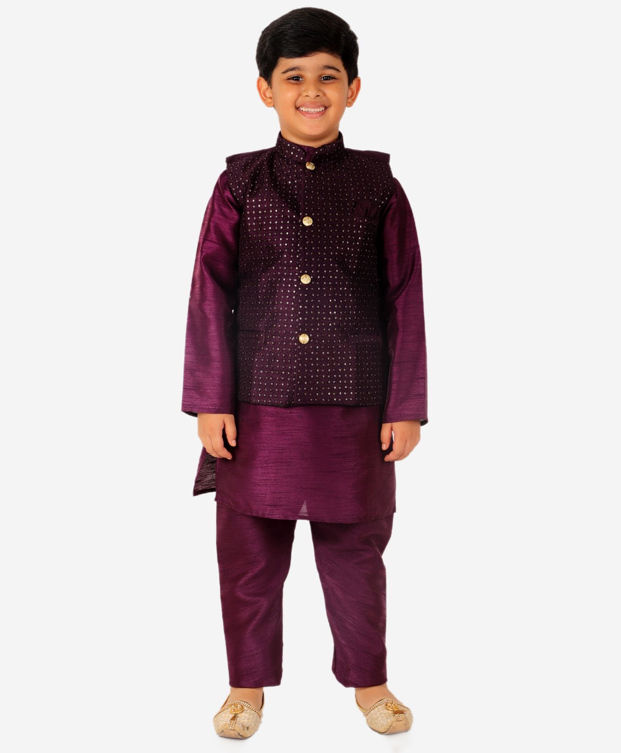 P-MARK Full Sleeves Solid Kurta With Seamless Moroccan Design Detailed Embroidered Jacket & Pyjama - Purple-picture-20