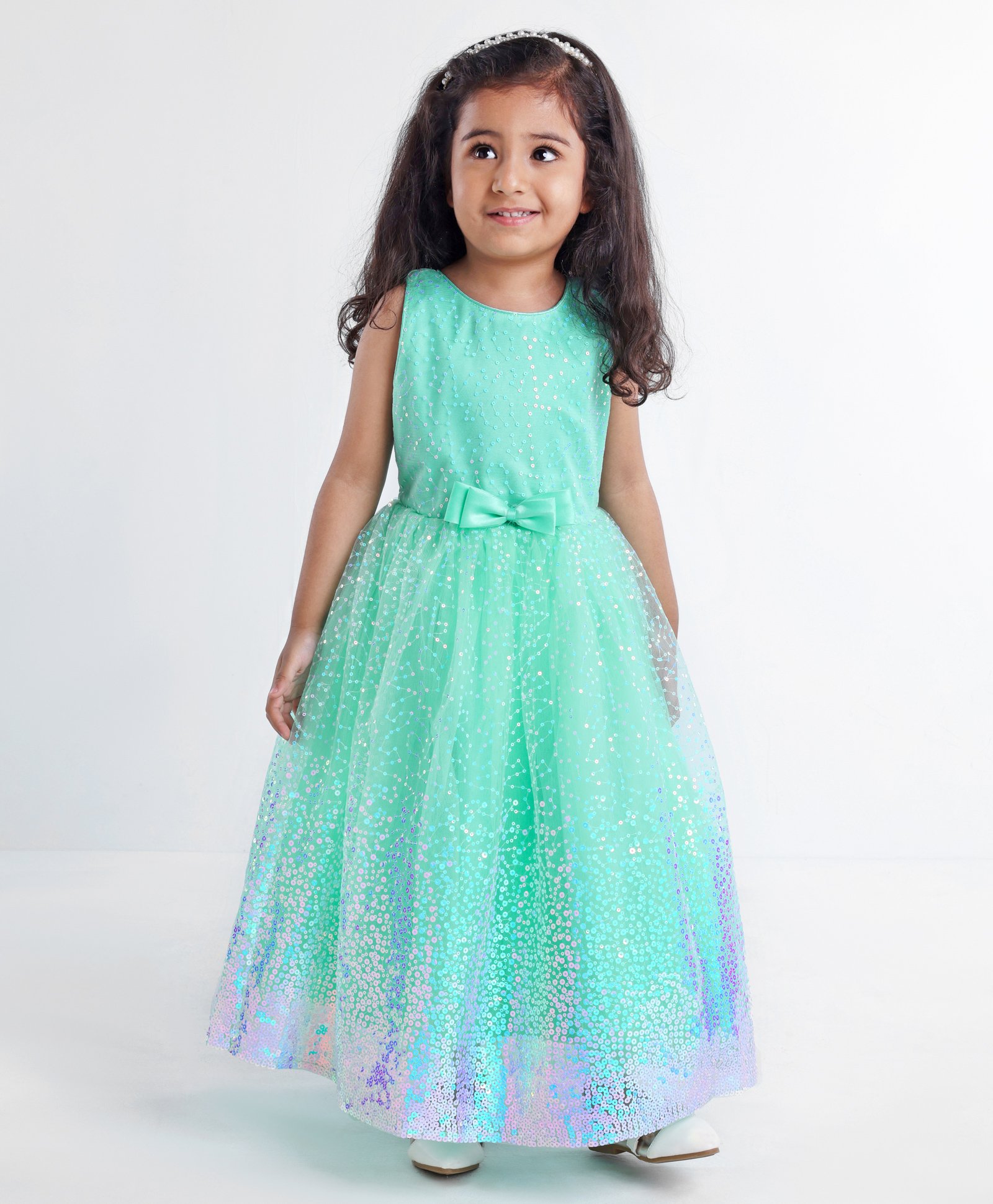 Babyhug Sleeveless Party Frock with Sequinned Detailing and Bow Applique - Mint Green-image-15